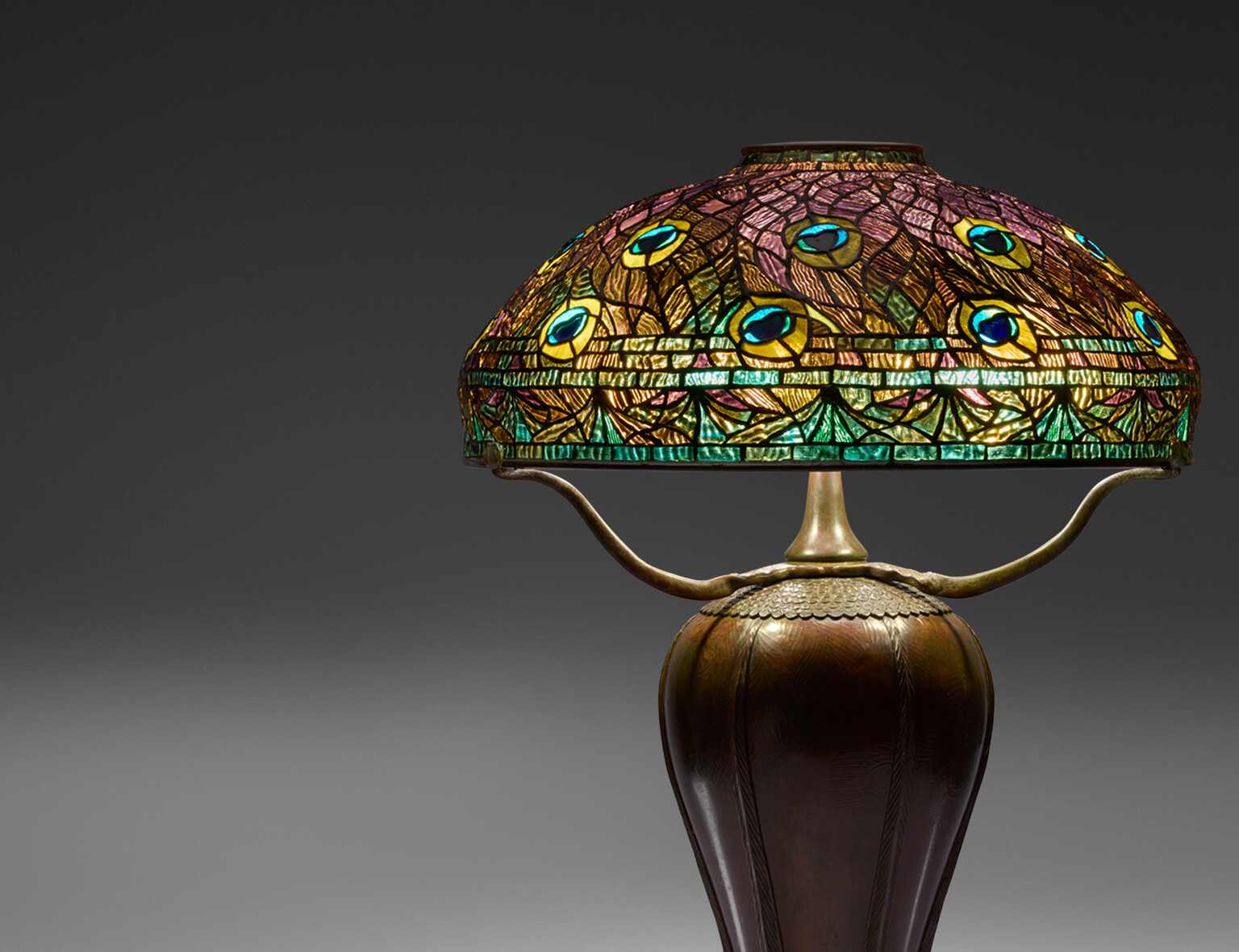 Art Nouveau Stained Glass Lampアルフォンスミュシャ Art Nouveau Stained Glass Lampアルフォンスミュシャ Timelapse