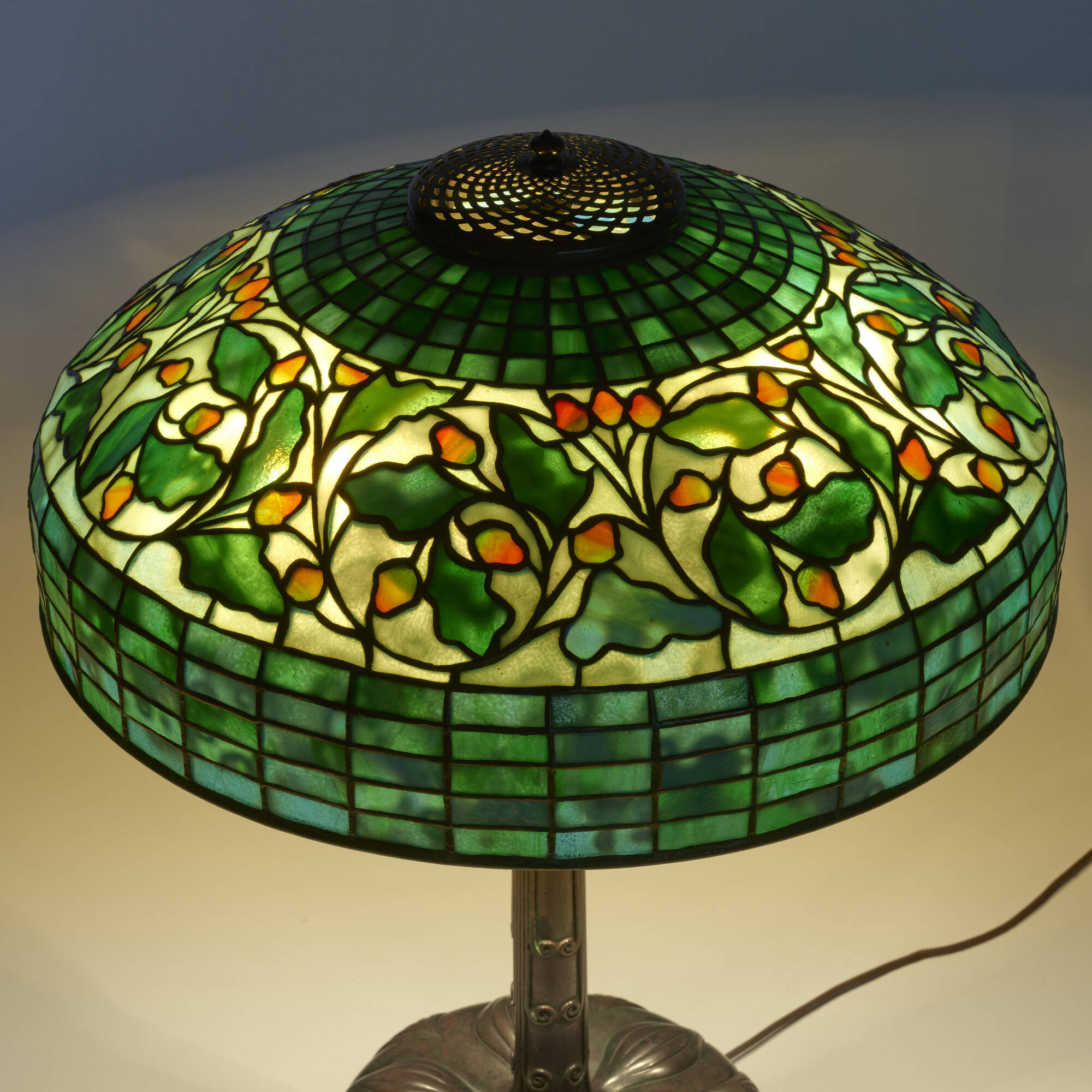 110: TIFFANY STUDIOS, Vine Ornament (Oak and Acorn) table