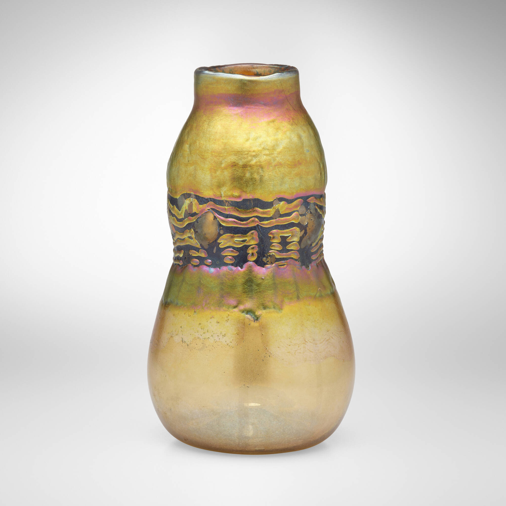 113 TIFFANY STUDIOS Lava vase Art Nouveau Art Deco Glass Lighting 21 March 2024 Auctions Toomey Co. Auctioneers