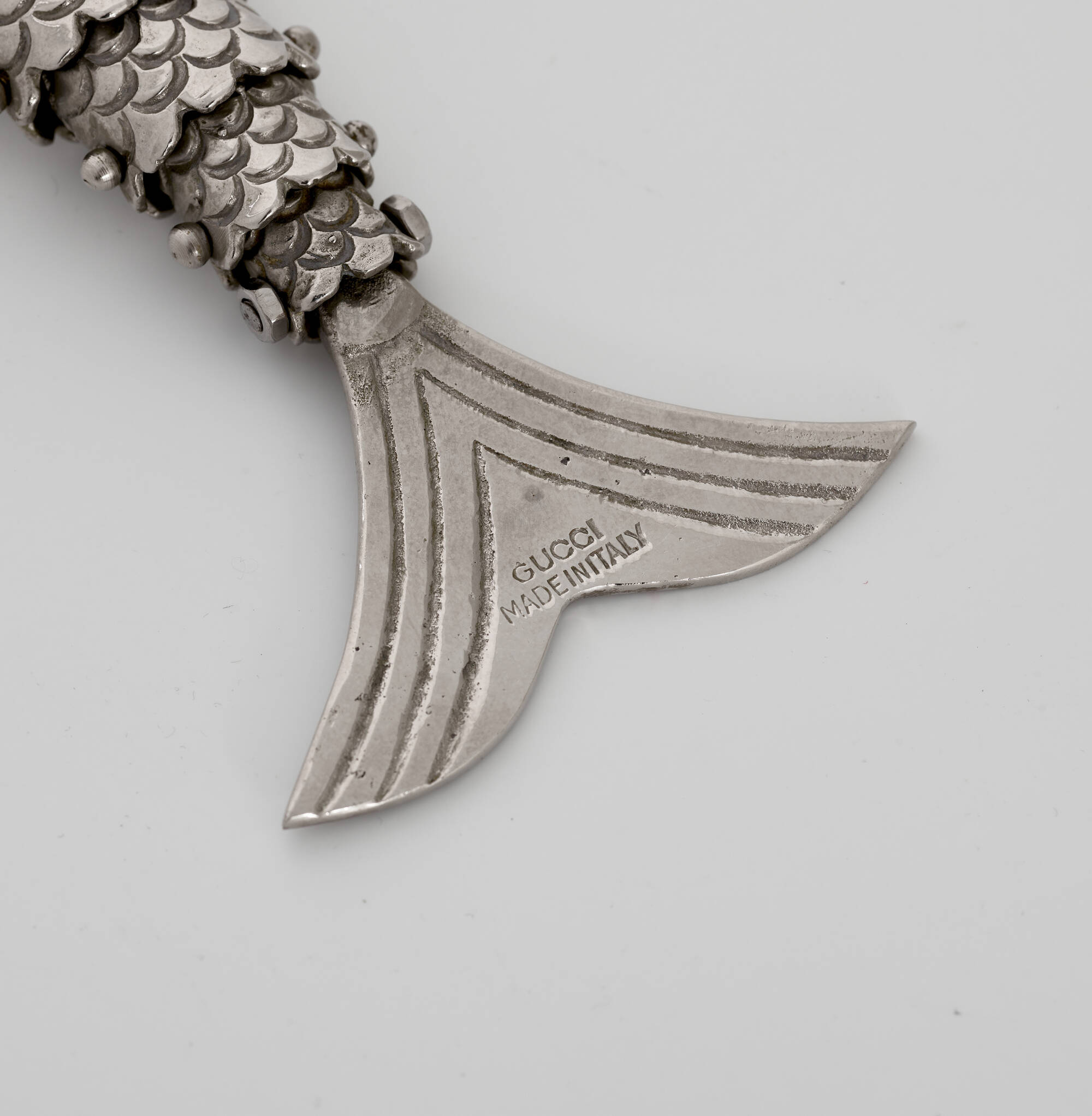 114: GUCCI, Articulated fish bottle opener < Objet, 12 July 2024 < Auctions  | Toomey & Co. Auctioneers