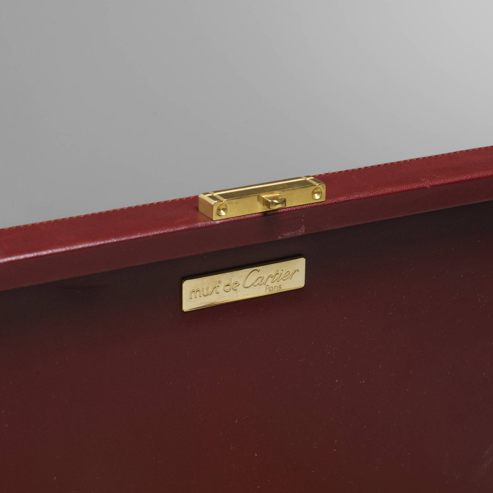 136: CARTIER, Les Must de Cartier baccarat and poker chip