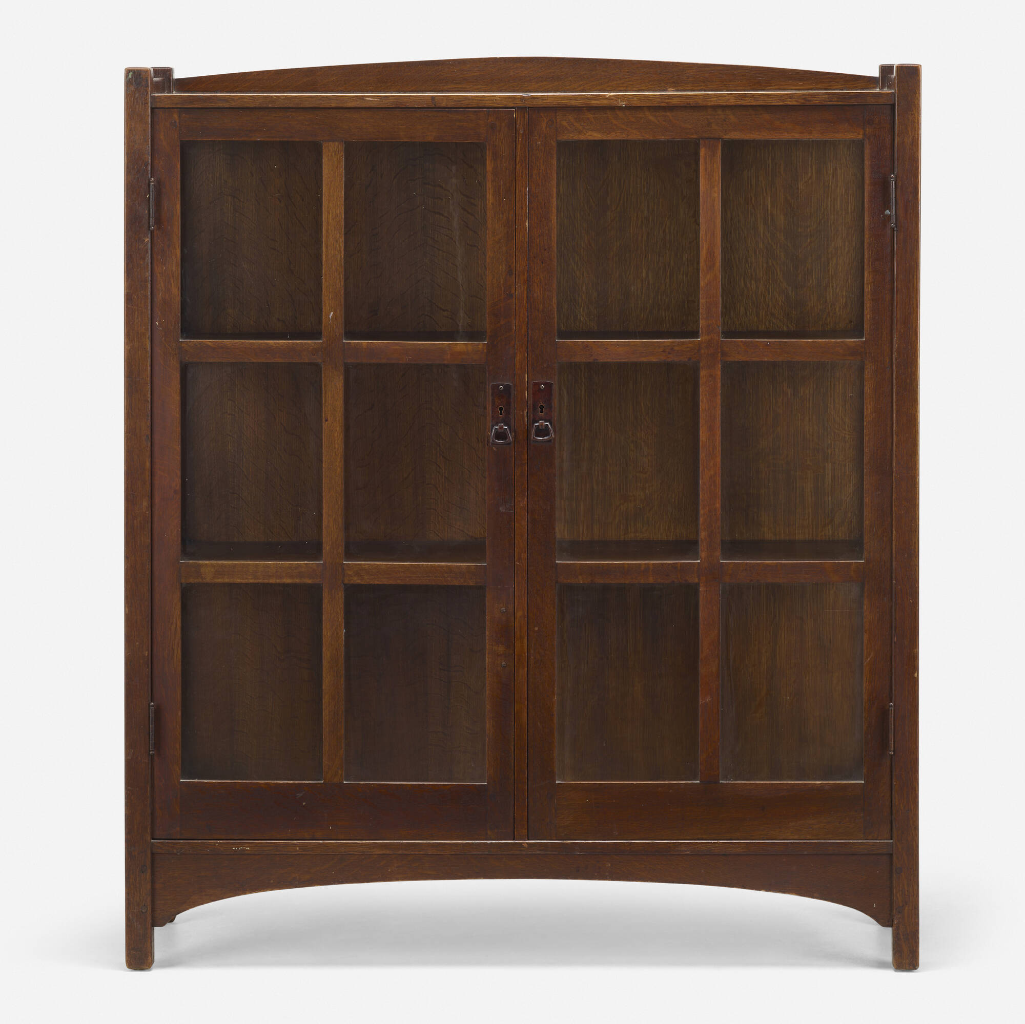 Stickley hotsell china cabinet