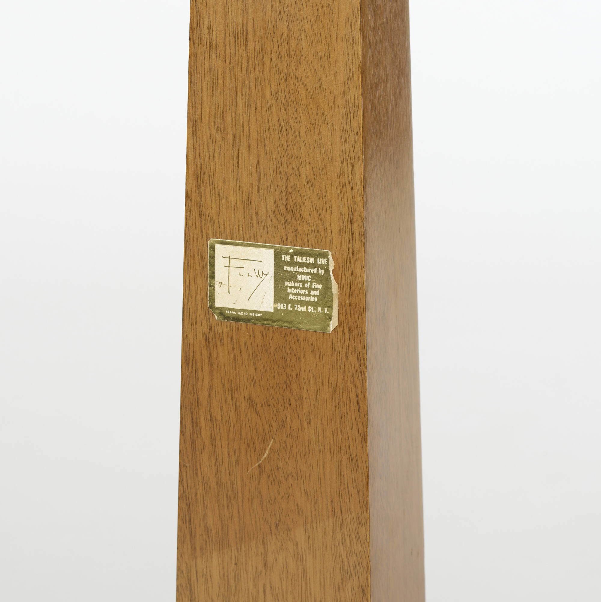 【希少】FRANK LLOYD WRIGHT PILLBOX 希少】FRANK LLOYD WRIGHT PILLBOX Vintage Frank Lloyd Wright