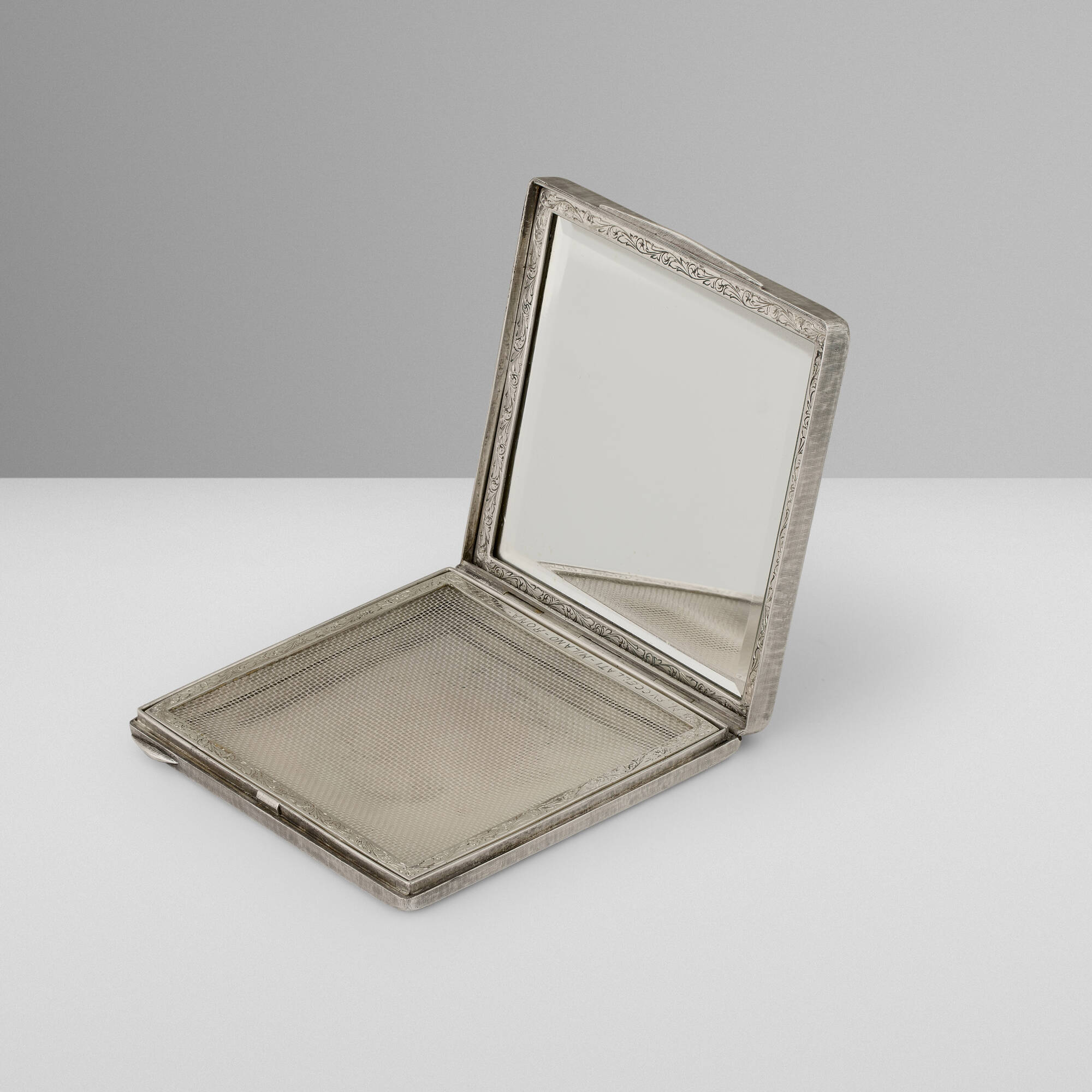 300: MARIO BUCCELLATI, Compact < Objet, 19 November 2024