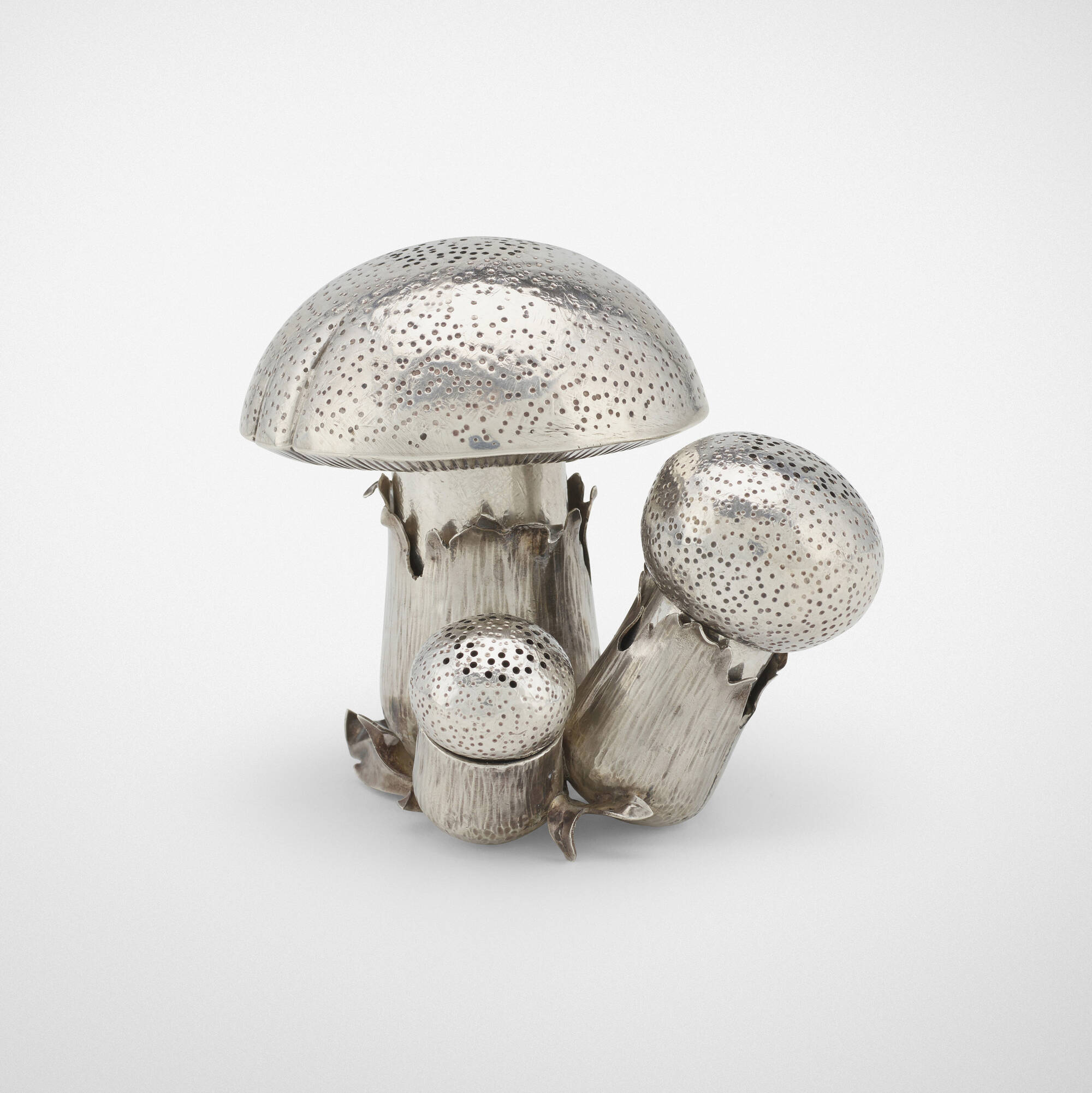 316: MARIO BUCCELLATI, Mushroom salt and pepper shaker set