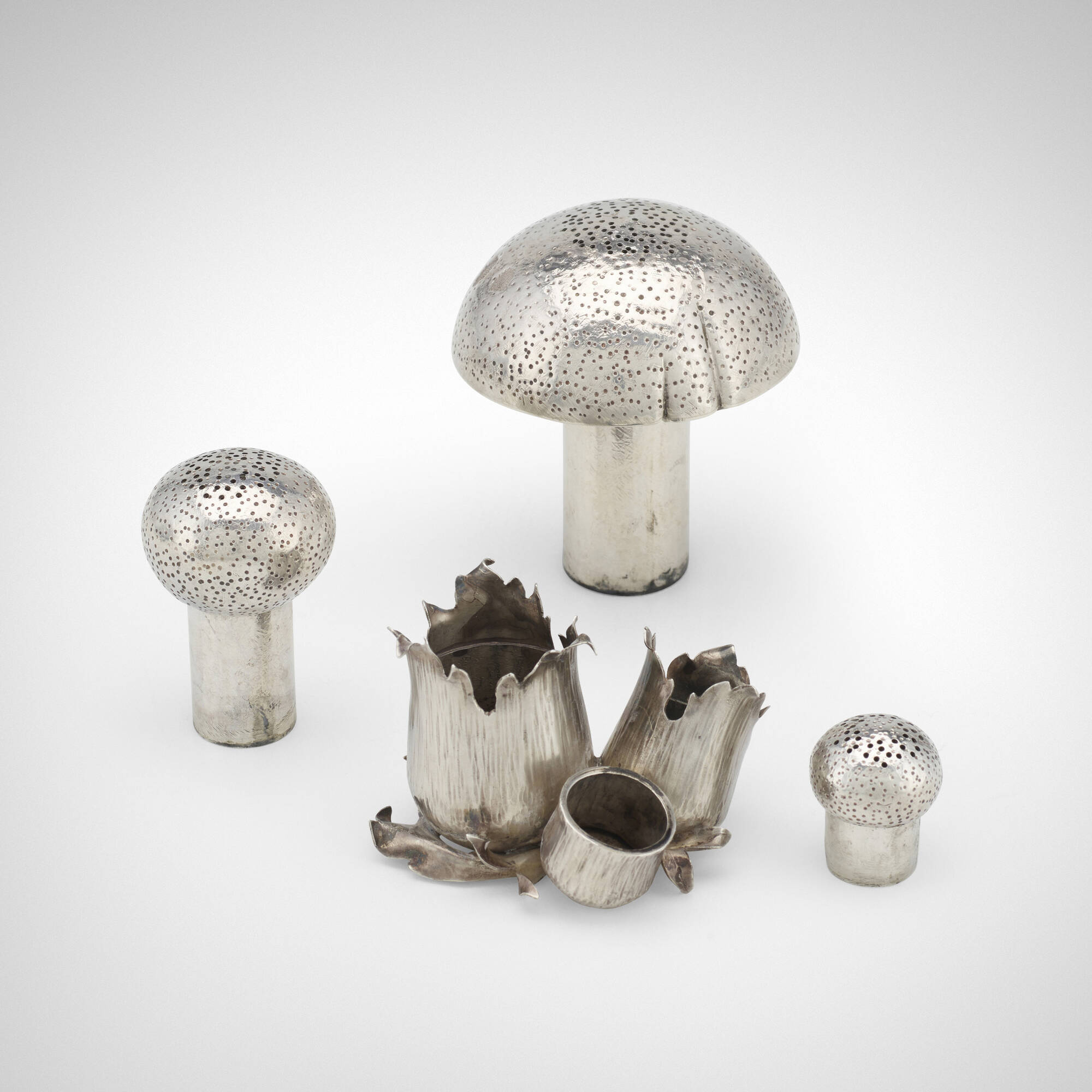 316: MARIO BUCCELLATI, Mushroom salt and pepper shaker set