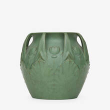 WILLIAM J. DODD FOR TECO POTTERY, rare jardinière with pond lilies, model 86 | toomeyco.com