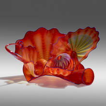 DALE CHIHULY, Mars Orange Persian Set with Deep Blue Lip Wraps | toomeyco.com